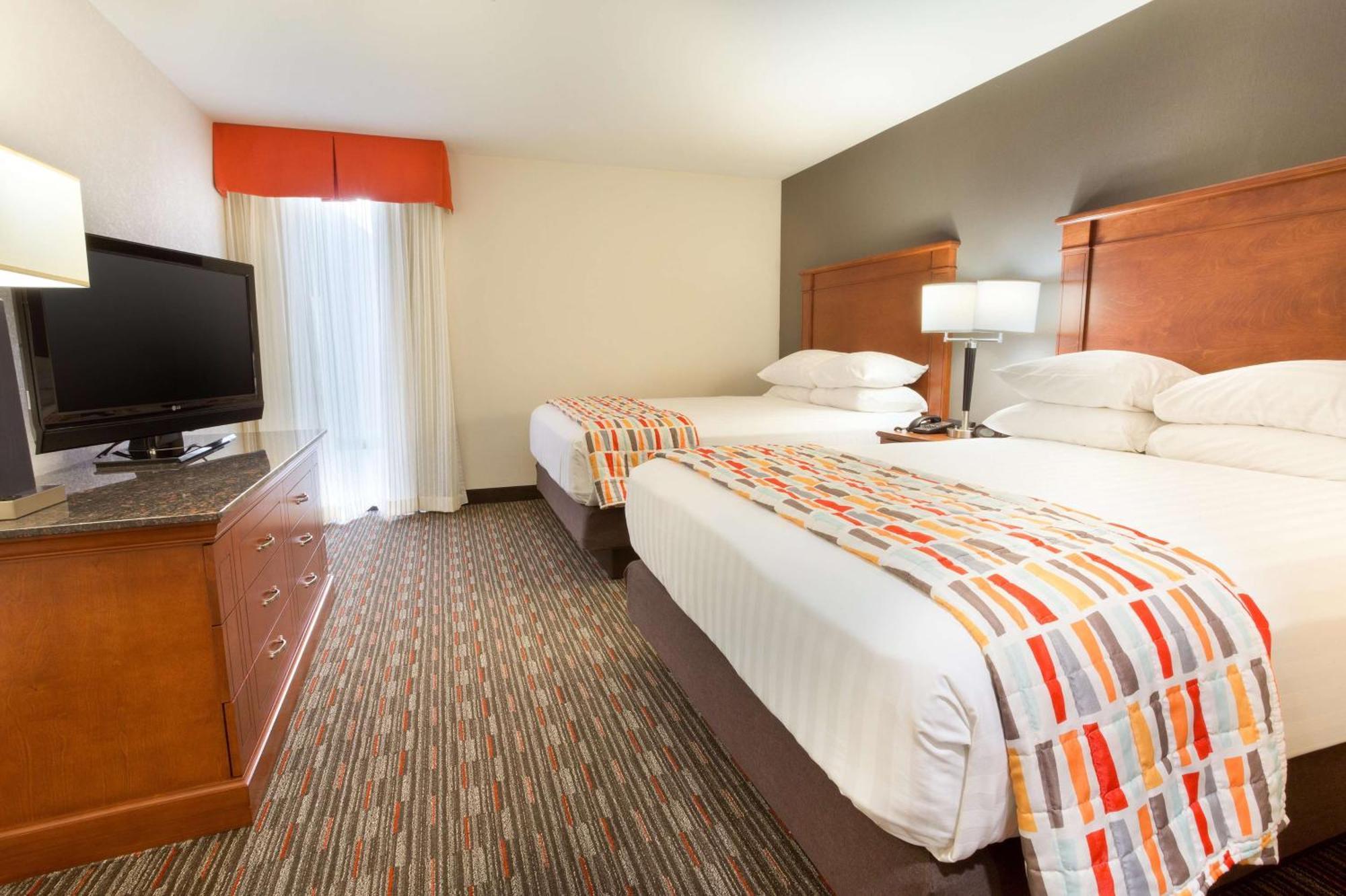 Drury Inn & Suites St. Louis Creve Coeur Esterno foto